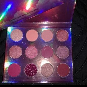 Dawngazing Eyeshadow palette